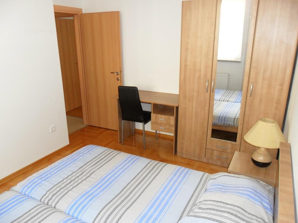 Vile Park Apartment Pula Exteriér fotografie